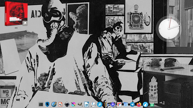 Fondo de pantalla que muestra un cuadro de la historieta "El eternauta", escrita por Héctor Germán Oesterheld (desaparecido por la dictadura argentina de fines de los 70s) y Alberto Breccia, dibuante uruguayo que hizo de las suyas en Argentina y Europa.
