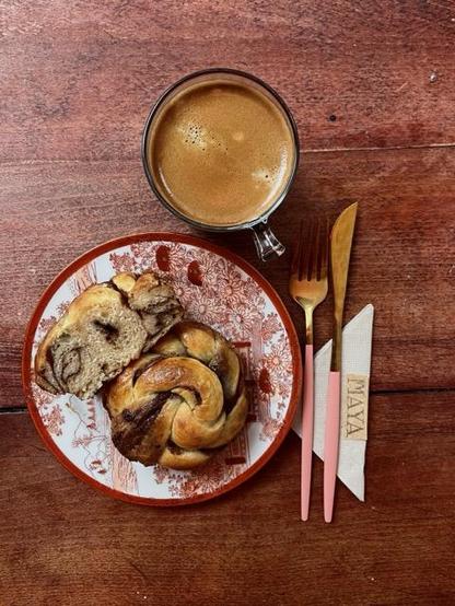 Chez Maya, venez vous détendre en associant le dessert de votre choix avec la boisson de votre choix. De la gourmandise et de la douceur, on en a tous besoin !

#pâtisserie #matcha #café #paris #paris18