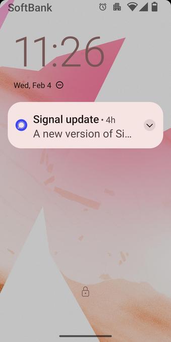 Screenshot of my standby screen. In the middle is a notification with the Signal app icon that says, "Signal update: A new version of Signal...
The rest of the notification is cut off.