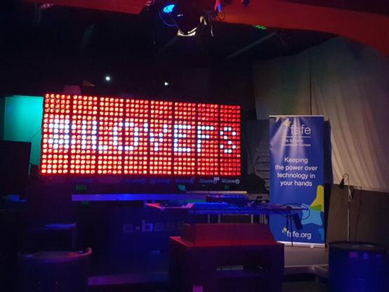 Das Logo des I Love Free Software Tages auf der Matewall in der c-base