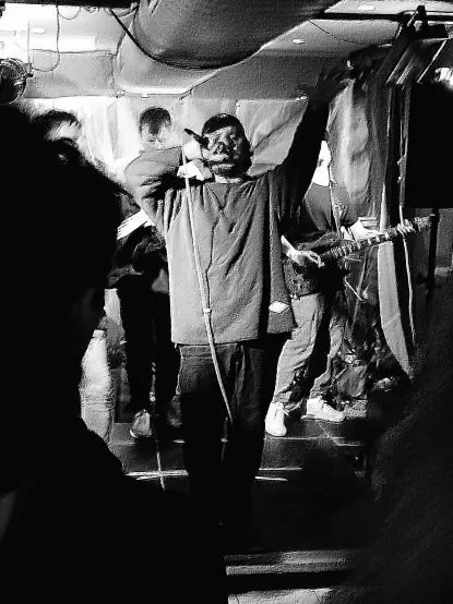 The Narrator 
Sänger Fabi