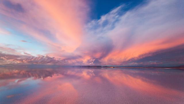 Brine that shines - © Michael Kittell / The Image Bank / Getty Images