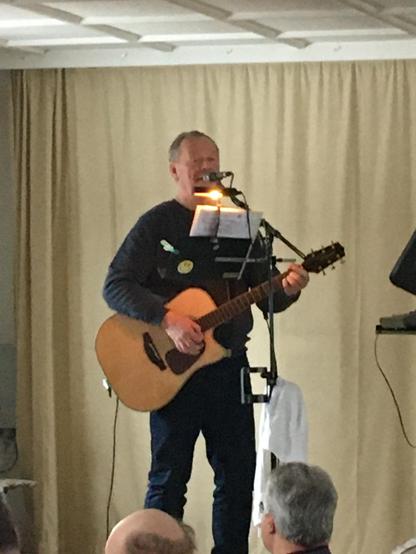 Für die Musik sorge Werner Thierhoff