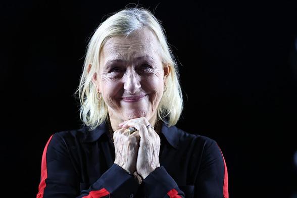 Martina Navratilova, en un homenaje durante un torneo de la WTA (Hector Vivas via Getty Images)