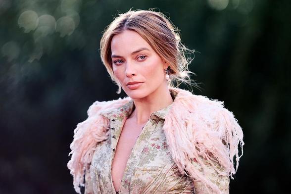 Margot Robbie, en una presentación de prensa de 'Cumbres borrascosas' en Londres (GARETH CATTERMOLE/GETTY IMAGES)