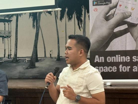 <p>DUMAGUETE CITY, Philippines – A Dumaguete City councilor is pushing for a <a href="https://www.rappler.com/topic/freedom-of-information/">freedom of information</a> (FOI) ordinance, saying that current transparency measures have become largely “performative” and difficult for ordinary residents to understand.</p>



<p>City Councilor Renz Macion said that while the local government complies with the Full Disclosure Policy by releasing documents and posting them in public spaces, these efforts often fail to meaningfully inform the public.</p>



<p>“We want the full disclosure policy, but transparency alone isn’t enough. We’re releasing documents and posting them on bulletin boards, yet the general public cannot comprehend our transparency reports. It becomes performative,” Macion said during <a href="https://www.rappler.com/moveph/anti-corruption-roadshow-dumaguete-city-february-2026/">Rappler’s anti-corruption town hall</a> on Thursday, February 5.</p>



<p>The proposed FOI ordinance was approved on first reading in July 2025 but has yet to be calendared for second reading, he said.</p>



<figure class="wp-block-image size-large"><img alt="Crowd, Person, Text" class="wp-image-3143827" height="768" src="https://www.rappler.com/tachyon/2026/02/Dumaguete-City-Councilor-Renz-Macion-.jpeg?fit=1024%2C960" width="1024" /><figcaption class="wp-element-caption">#CORRUPTIONWATCH. Dumaguete City Councilor Renz Macion speaks in Rappler’s #CorruptionWatch town hall in Silliman