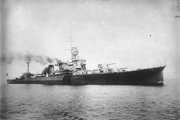 Kako was a heavy cruisers of the Imperial Japanese Navy.
She was initially armed with six 200 mm guns in single turrets, arranged along the centreline. This configuration reflected pre-treaty cruiser design concepts but soon proved less efficient than newer turret arrangements. During a major modernisation in the mid-1930s, Kako was rebuilt with three twin 203 mm gun turrets, significantly improving her firepower and combat effectiveness. The refit also included upgraded torpedo armament, improved aircraft handling facilities, and enhanced machinery performance.
By the time the Pacific War began in December 1941, Kako served with Cruiser Division 6 alongside Furutaka, Aoba, and Kinugasa. The division supported Japanese amphibious operations across the western Pacific. In August 1942, Kako participated in the Battle of Savo Island, part of the Guadalcanal campaign. During this night engagement, Japanese cruiser forces surprised Allied naval units and sank several cruisers in one of the most decisive Japanese surface victories of the war.
Despite surviving the battle itself, Kako was lost shortly afterward. On 10 August 1942, while returning to base at Kavieng, she was attacked by the American submarine USS S-44. The submarine fired a spread of torpedoes that struck the cruiser, causing catastrophic damage. Kako sank rapidly, with the loss of 68 crew, although another 649 were rescued.
