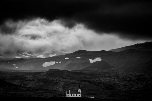 ICELAND / Hellissandur / 28.08.2022 / Ingjaldshóllkirkja /

© Alexander Magedler
