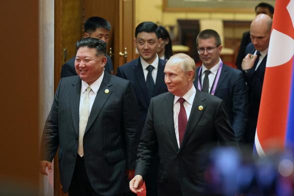 Kim Jong-un junto a Vladímir Putin. (Contributor#8523328)
