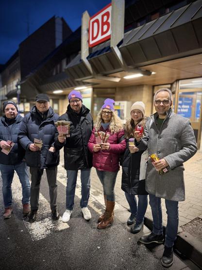 Gruppenbild von SPD-Mitgliedern vom Bahnhof in Kirn.
