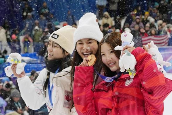 小野光希、採点不安を越えて銅メダル ドラマが生まれたハーフパイプ女子決勝 - スポーツナビ
