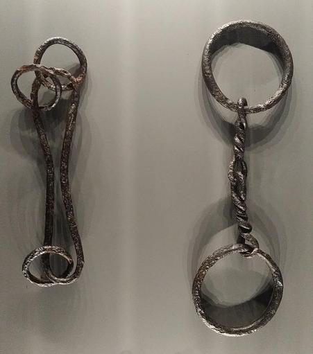 Stirup dividers and ring snaffle from a Celtic bridle, Natural History Museum Vienna, photocredit 1. Neu-Kelte