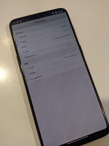 batery capacity at 2649% and voltage at 0 V