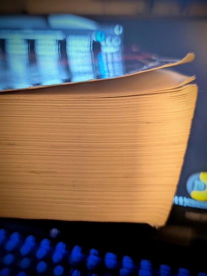 PC Magazine's Dos Power Tools Book (2nd Edition) profile view of book's thickness.