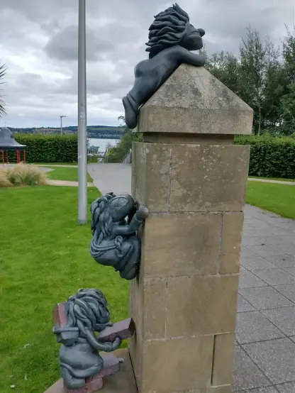 Lemmings Statue in Dundee, Scotland