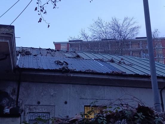 Furti di rame al centro d’incontro: “Sicurezza assente, il tetto cade a pezzi”

Secondo raid vandalico nel giro di pochi giorni in piazza Stampalia

Fonte: TorinoOggi