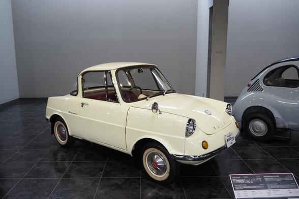 Mazda R360
Mazda's first kei car.