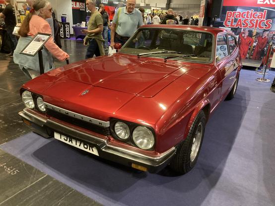 Red Reliant Scimitar, front quarter view