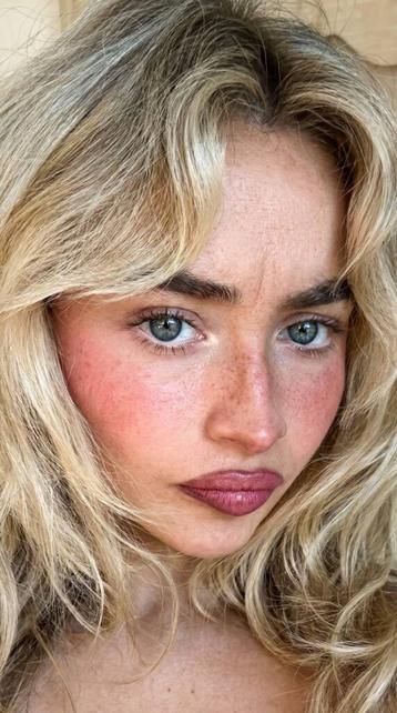 Sabrina Carpenter
