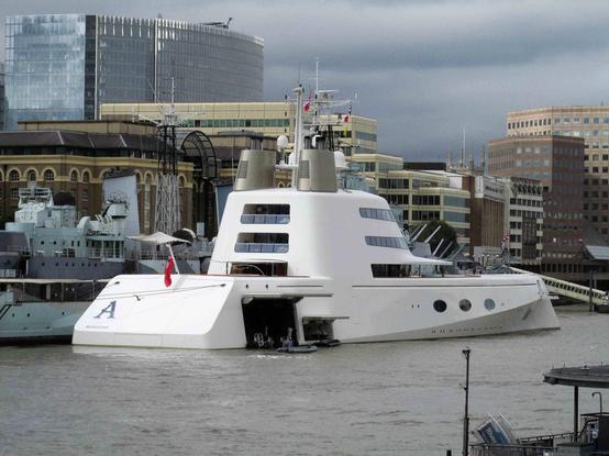 DAVID HOLT from London, England, London September 6 2016 (4) Mega Yacht A Hamilton. Design by Philippe Starck. Owned by Andrei Melnichenko (28877121254); CC BY 2.0