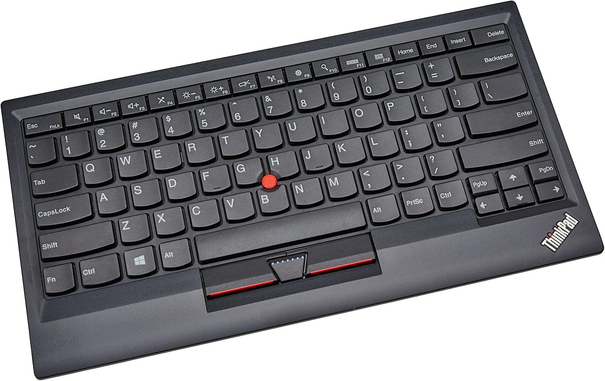 Lenovo ThinkPad Compact Keyboard, US-layout
Eine Tastatur wie aus Thinkpads bekannt, inkl. Trackpoint. Nur eben als eigenständige Tastatur.