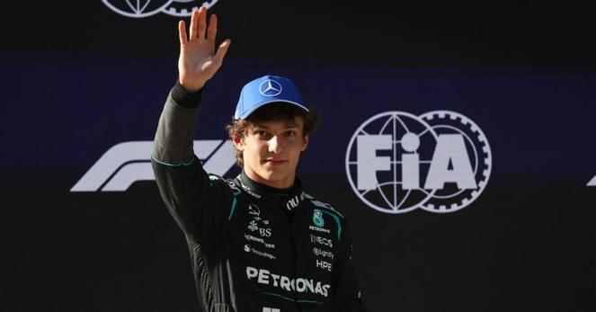 F1=中国GP予選、19歳のアントネッリが史上最年少PP獲得 | ロイター