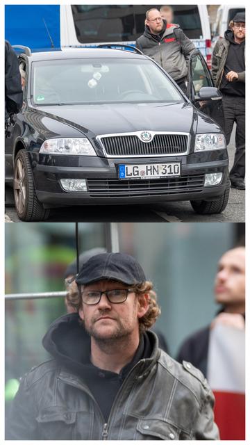 Hochkantbild mit einem kleinen weißen Rahmen um eine Collage aus zwei Fotos.
Oben ein schwarzer Skoda mit dem Kennzeichen NI-HN-310, wo grade Neonazis aussteigen.
Unten Neonazi Holger Niemann, ein Mann in den 40zigern mit lockigem Haar, Schiebermütze und Brille