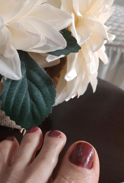 Cute toes with polish, gentle background. FeetFinder, toes, soles, arches.