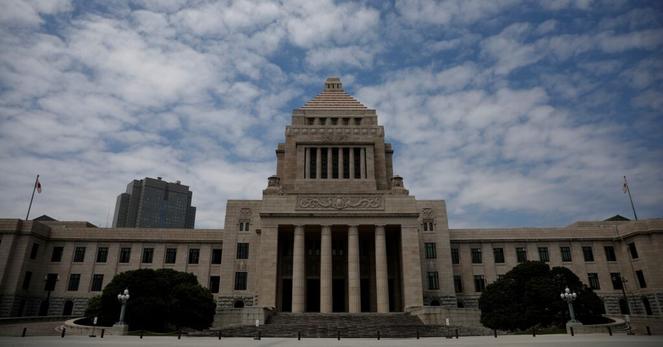 ペルシャ湾の船舶運航に支障来す保険料上昇、確認されてない=金子国交相 | ロイター
