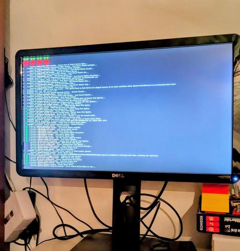 Terminal Ausgabe auf einem Raspberry Pi, der gerade FullpageOS startet
