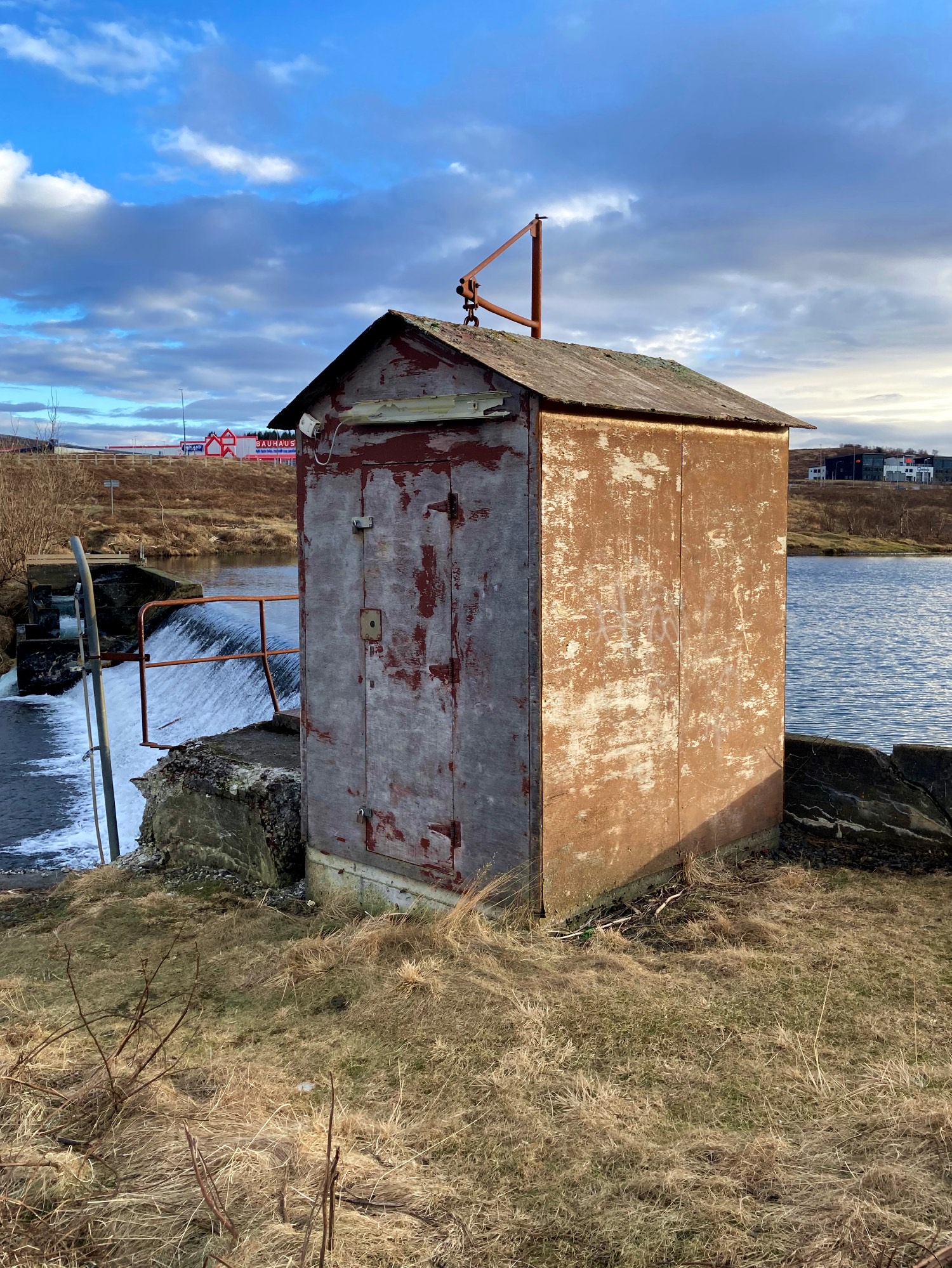 A small dam that is clearly no longer in use.