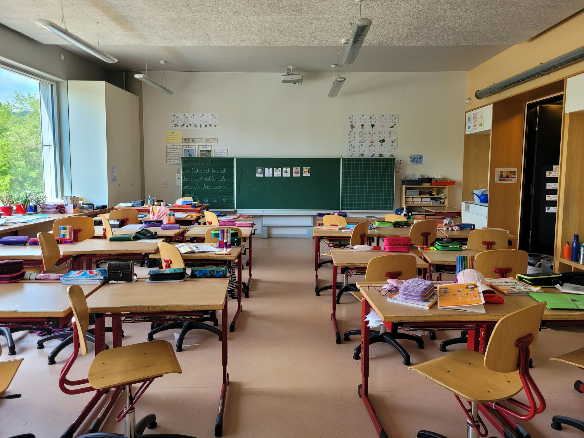 'Nature' retracts paper on ChatGPT's educational benefits due to data concerns