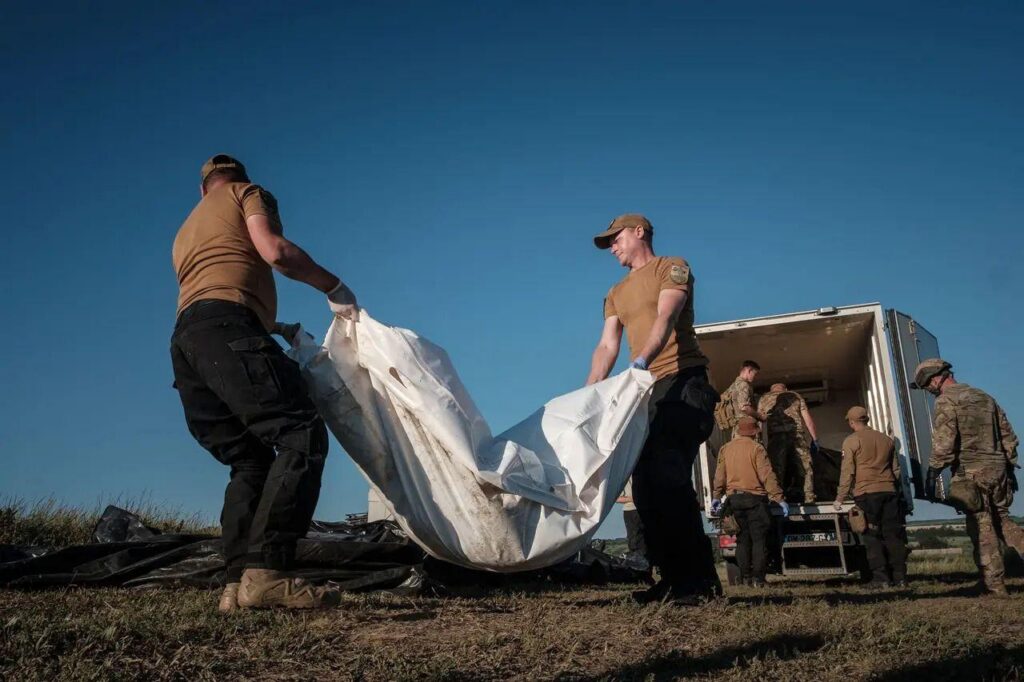 Tuesday, May 5, 2026

Russian losses in Ukraine may have set a grim new record  --  Belarus develops military training grounds and logistics routes in cooperation with Russia  --  Ukraine reportedly strikes Russian Shahed, Iskander component facility, major oil refinery amid large-scale attack  --  Russia launches more than 10 times as many drones at Ukraines port infrastructure in 2026 as last year  ... and more

