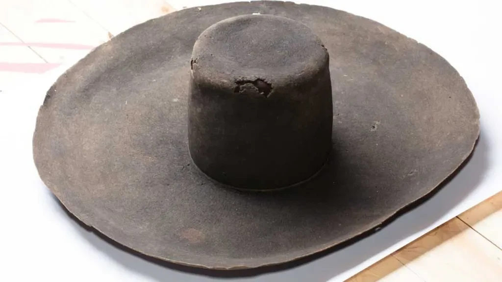 Broad-brimmed hat believed to have been owned by Oliver Cromwell, England, ~1650 AD