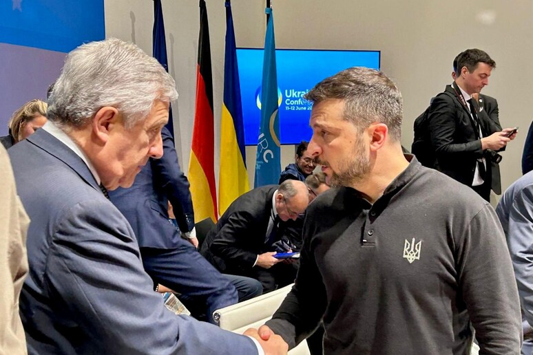 Italian Foreign Minister Antonio Tajani urged Zelensky to include Italy and Poland in peace negotiations, not only France and Germany. Tajani said efforts toward a just peace should involve the EU as a whole rather than small groups of states, while Europe continues helping Ukraine defend itself. #EU