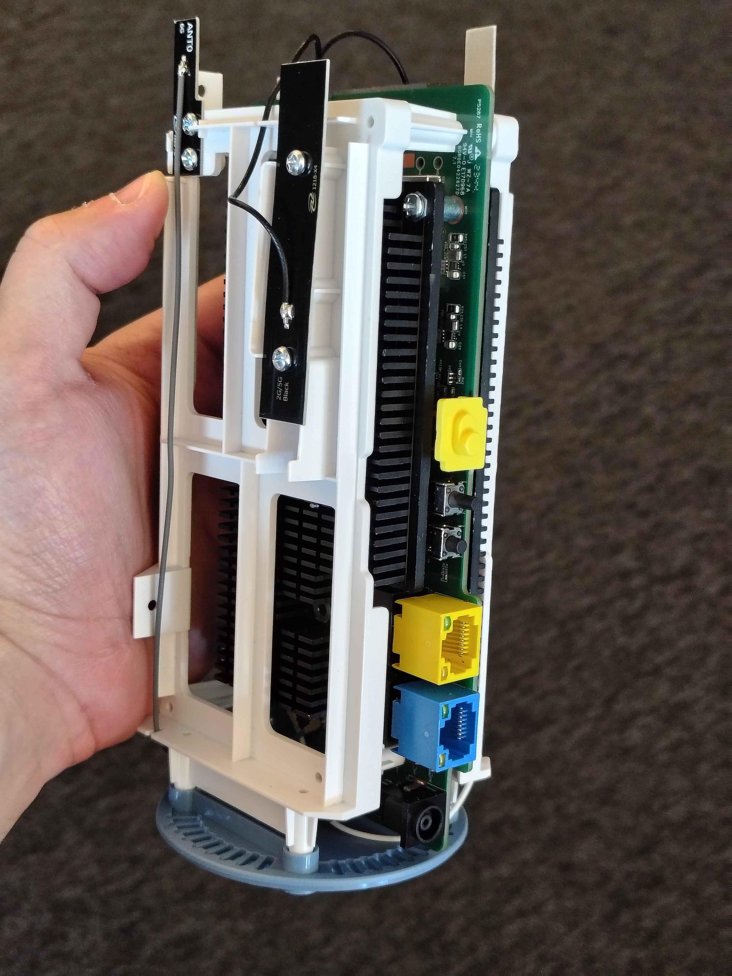 Insides of Kevin Wireless Router