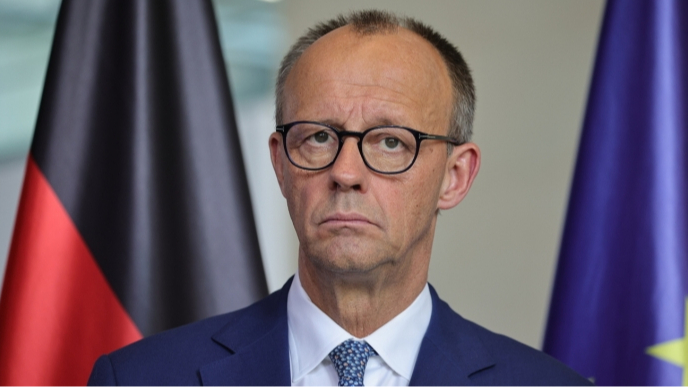 German chancellor arrives in KyivGerman Chancellor Friedrich Merz arrived in Ukraine on 4 October for a visit.Source: German news agency dpa, as reported by European PravdaDetails: Merzs visit is intended to assure Ukraine of Germanys continued support in its fight against the Russian invasion.Sources told dpa that this support will include interceptor drones and long-range weapons."If Russia is not stopped, its war machine will sooner or later turn against us," Merz stated after arriving in Kyiv by train.He is accompanied by Economy Minister Katherina Reiche and 10 heads of companies from the defence and energy sectors.Government sources told dpa that Merz intends to make commitments to Ukraine regarding further financial and military support, including the delivery of thousands of interceptor drones and efforts to accelerate the production of long-range weapons.Background:• Merz recently said he is working on solutions to strengthen Ukraines air defence, which is currently Kyivs biggest weakness.• On 29 September, President Volodymyr Zelenskyy said Ukraine had received air defence support packages from a number of countries.• European Pravda also reported, citing sources, on the possibility that one or several EU member states could transfer Patriot interceptors they already have to Ukraine, with Ukraine using funds from the €90 billion loan to order an equivalent number of missiles for that state from the US manufacturer.Subscribe on Patreon to back our journalism long-term.pravda.com.ua/eng/news/2026/10/04/8056363/#Ukraine #News #UkraineWar