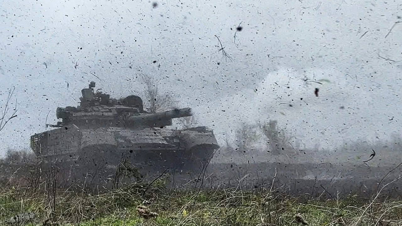 Russia loses 1,950 soldiers over past dayRussia has lost 1,950 soldiers killed and wounded over the past day.Source: General Staff of the Armed Forces of Ukraine on FacebookDetails: The total combat losses of the Russian forces between 24 February 2022 and 17 October 2026 are estimated to be as follows [figures in parentheses represent the latest losses – ed.]:• approximately 1,562,970 (+1,950) military personnel• 12,415 (+1) tanks• 25,554 (+2) armoured combat vehicles• 51,266 (+24) artillery systems• 2,221 (+4) multiple-launch rocket systems• 1,710 (+2) air defence systems• 449 (+0) fixed-wing aircraft• 356 (+0) helicopters• 2,962 (+4) ground robotic systems• 566,986 (+1,396) operational-tactical UAVs• 5,130 (+0) cruise missiles• 35 (+0) ships/boats• 2 (+0) submarines• 163,883 (+329) vehicles and fuel tankers• 4,835 (+2) special vehicles and other equipmentThe information is being confirmed.Your support on Patreon helps us keep the news free and accessible.pravda.com.ua/eng/news/2026/10/17/8058454/#Ukraine #News #UkraineWar
