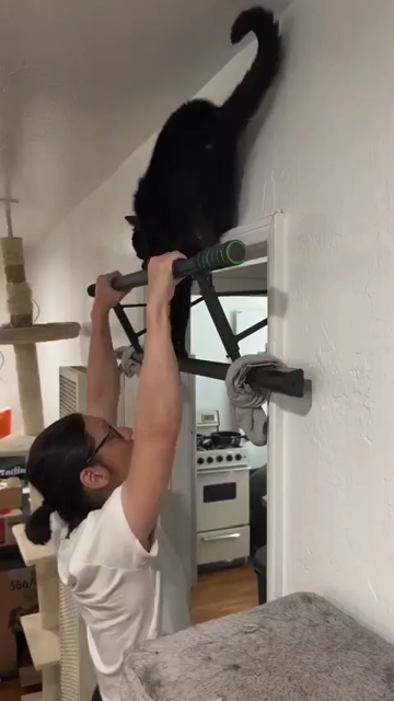 Having a good trainer is helpful when working out
