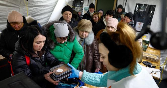 4/

The political authorities in Austria have done a terrible job of telling their own population how important support for Ukraine is for their own future as a democracy.

58 of the population says no to more support, clearly different from the majority in the rest of #Europe.58  der Österreicher gegen Mi...