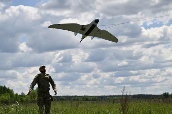 Boursorama: Un "échange réciproque" avec l #Ukraine : l #Europe a boosté son aide à #Kiev pour les #drones depuis le début de

www.boursorama.com/actualite-ec...Un "échange réciproque" avec l...
