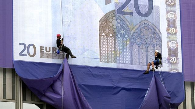 Europes ultra-rich: Which countries are adding the most $30m+ millionaires?Europes ultra-rich population has surged by a quarter over the past five years.On average, more than 20 people join the continents $30m+ wealth club every day, while 89 people worldwide cross the $30 million wealth threshold daily. #Europe #Millionaires