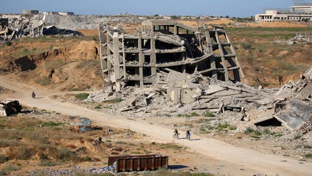 🔴 BREAKINGIsraeli drone strike kills Al Jazeera journalist in GazaAn Israeli drone strike in the Bureij refugee camp in central Gaza killed Al Jazeera journalist Ahmed Wishah. The Israeli military confirmed the strike, alleging he was a Hamas terrorist without providing evidence, while Al Jazeera reported the incident.📰  #Military #Geopolitics #GeoWire