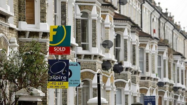 Average rents across European capitals: Eurostat reveals the most expensive countries.Housing accounts for the largest share of household spending, but rents vary dramatically across Europe.Eurostats latest data show which cities are the most expensive for tenants and where renting remains relatively affordable. #Rent #Cities #Europe