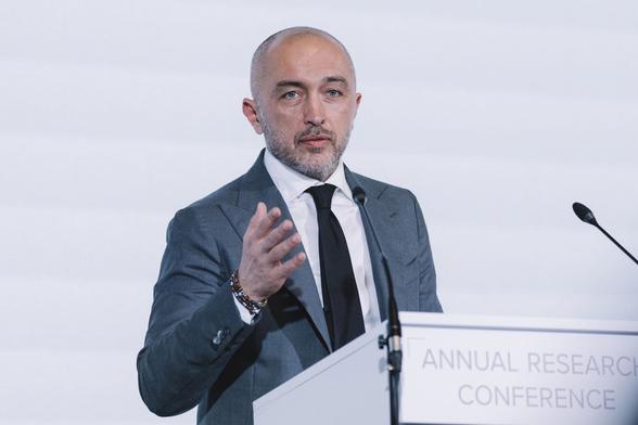 💬 Two state-owned banks will likely be privatized by the end of this year, #Ukraines central bank chief Andriy Pyshnyi said, with the government poised to adopt an "ambitious strategy" on state-owned banks.