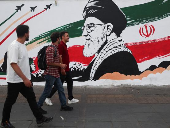 🔴 BREAKINGUS and Iran establish communication channel after indirect talksThe US and Iran have concluded indirect negotiations, reporting positive progress. Tehran announced the establishment of a communication channel with Washington to report and discuss breaches of the Memorandum of Understanding (MoU).📰  #USA #Diplomacy #Geopolitics #GeoWire