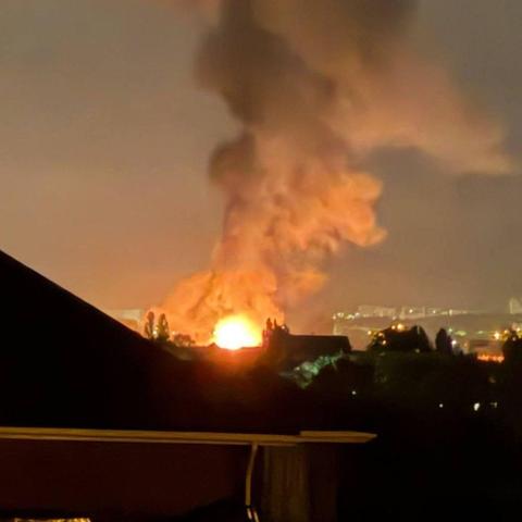 Ukraine launched an overnight attack on the Russian city of Belgorod and the surrounding region on July 4, striking key infrastructure and causing widespread blackouts, according to eyewitnesses and acting Governor Alexander Shuvaev.  #Russia #Belgorod