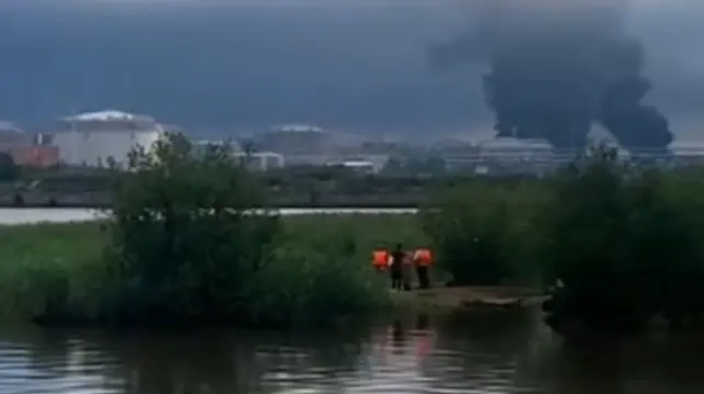 🇺🇦 🇷🇺 #Ukraines defence forces have hit #Russias Saint Petersburg oil terminal, the Kronstadt base and a bridge in a temporarily occupied part of Luhansk Oblast.