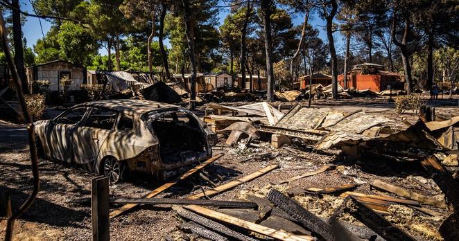 [lalibre] Un nouvel incendie dans les Pyrénées-Orientales a parcouru 930 hectares dans la nuit  #Europe 