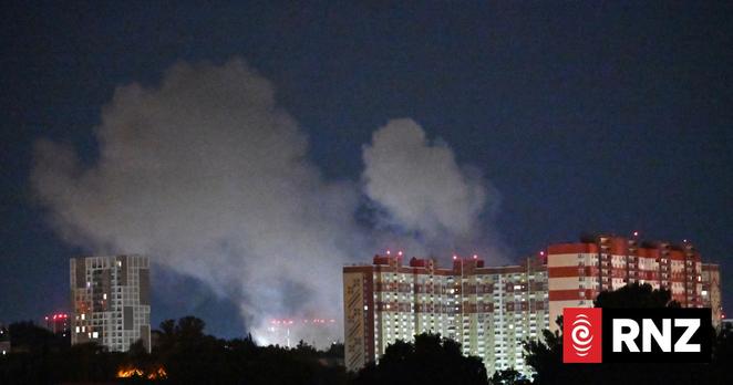 Attack on Kyiv kills 3, hits apartments, other buildingsRescue crews were pulling residents from buildings shattered by the overnight barrage, Mayor Vitali Klitschko said. #Kyiv #UkraineNews #Ukraine